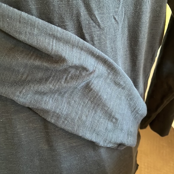 Men’s Tommy Bahama long sleeve polo shirt - Picture 3 of 9